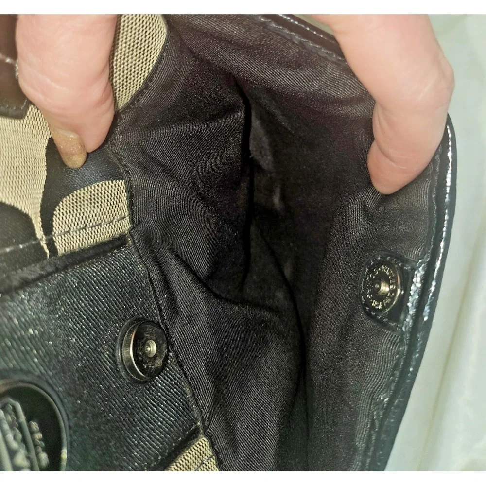 Coach authentic signature